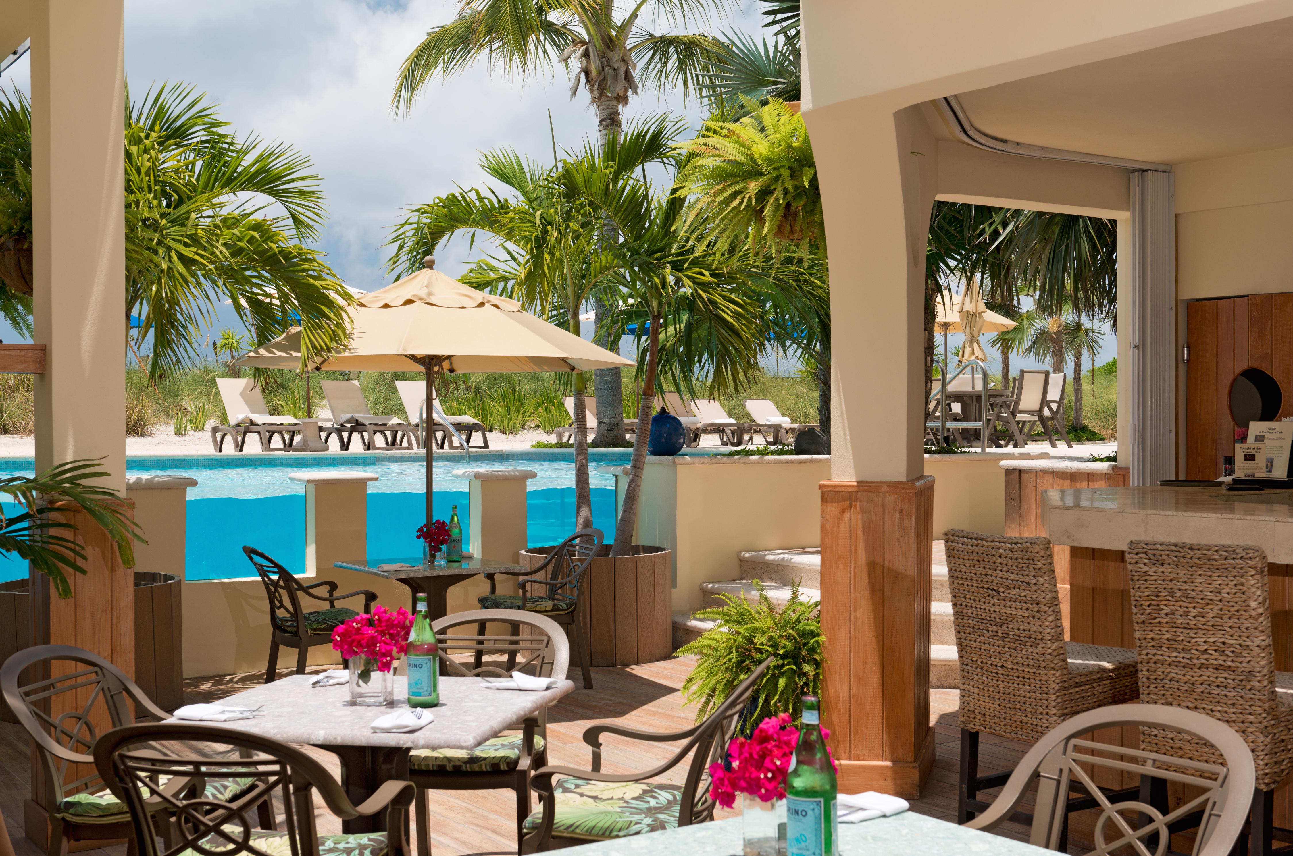 Hotel Windsong On The Reef Grace Bay Restaurace fotografie